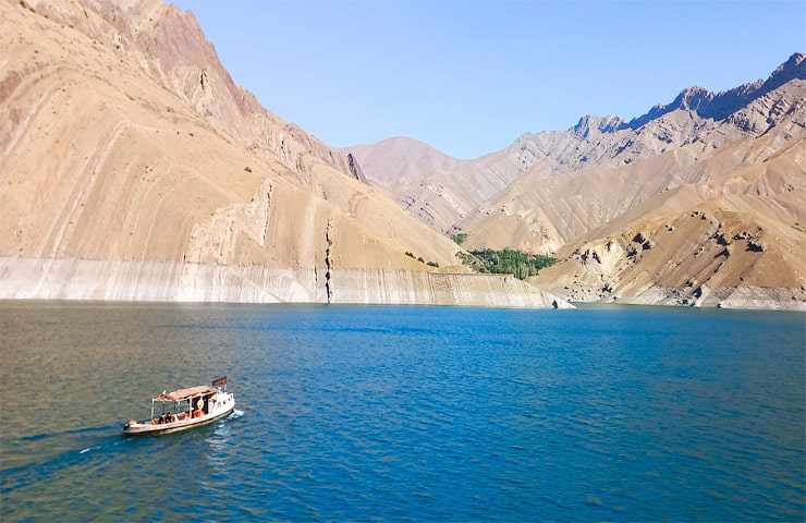 روستای قدیمی واریان و مسیر ورود از طریق قایق