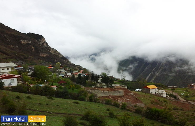 مه صبحگاهی در روستای نرسو از روستاهای اطراف علی آباد کتول