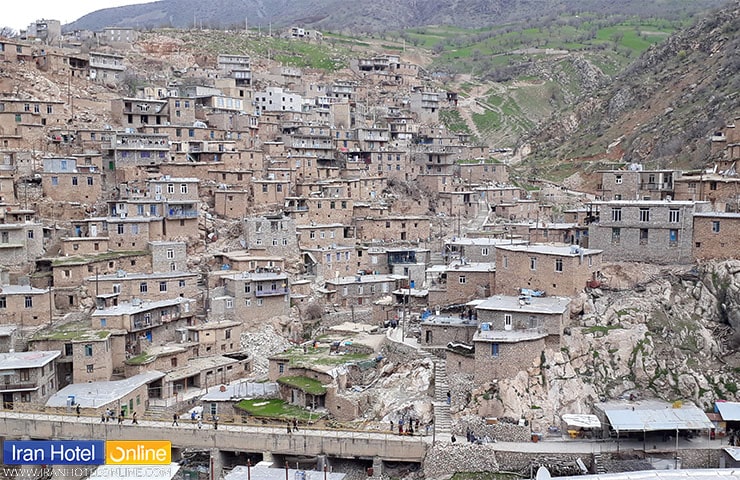 خانه های پلکانی در روستای پالنگان