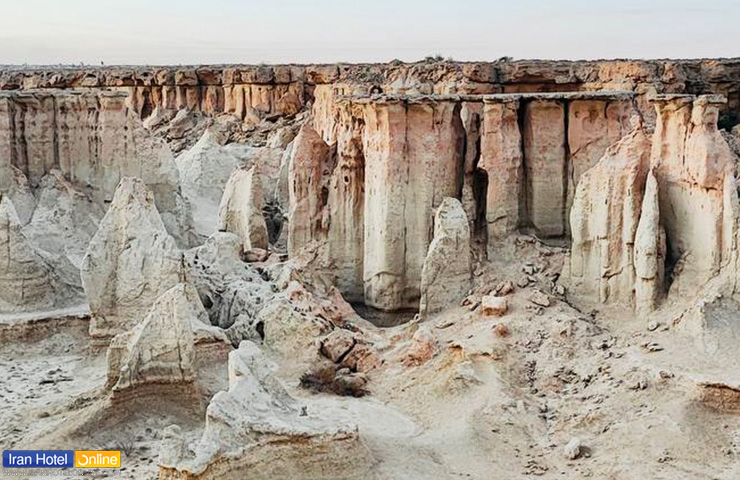 دره ستارگان قشم در یک روز زیبای زمستانی